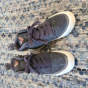 Roxy Grey and rose gold casual shoes size 6.5